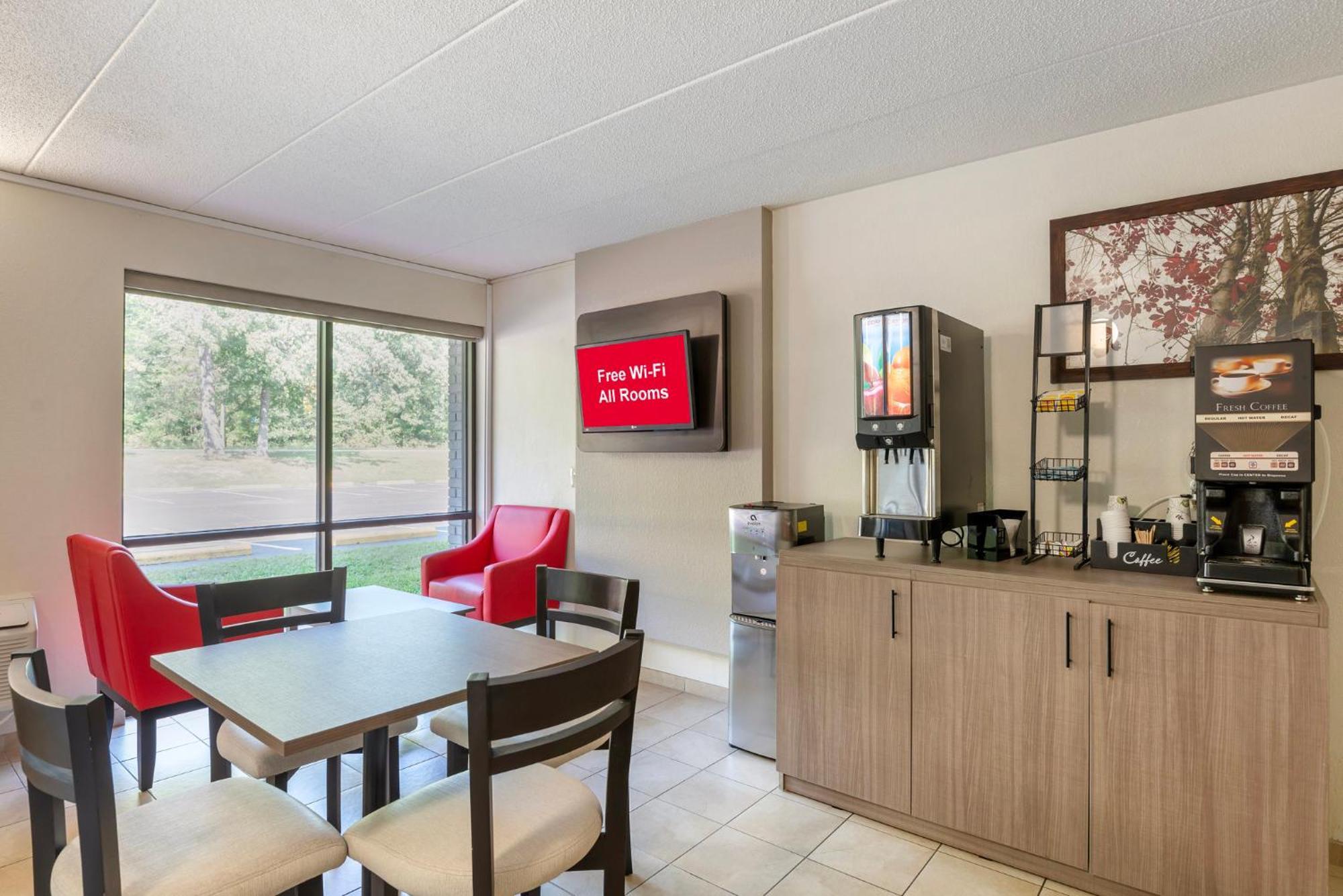 Red Roof Inn Doswell - Kings Dominion Экстерьер фото