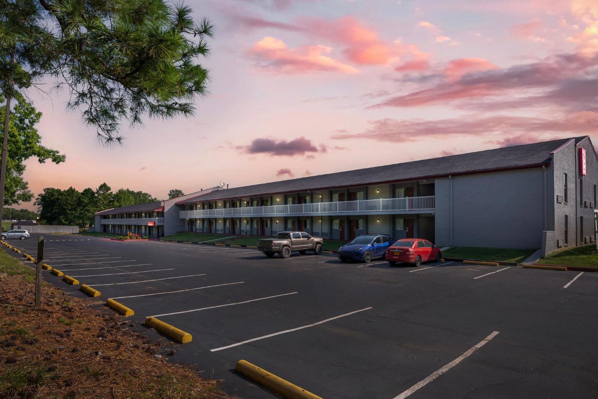 Red Roof Inn Doswell - Kings Dominion Экстерьер фото