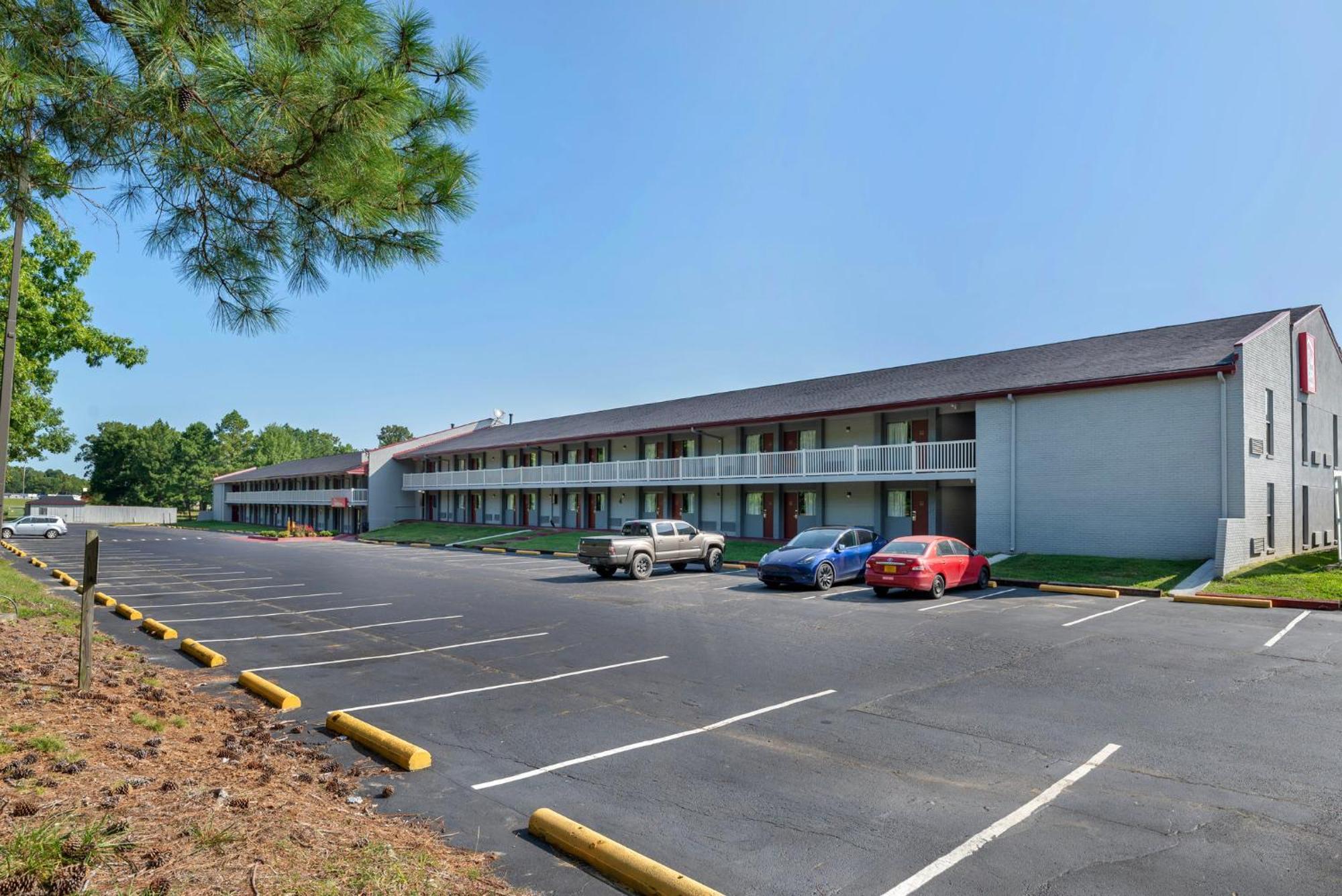 Red Roof Inn Doswell - Kings Dominion Экстерьер фото