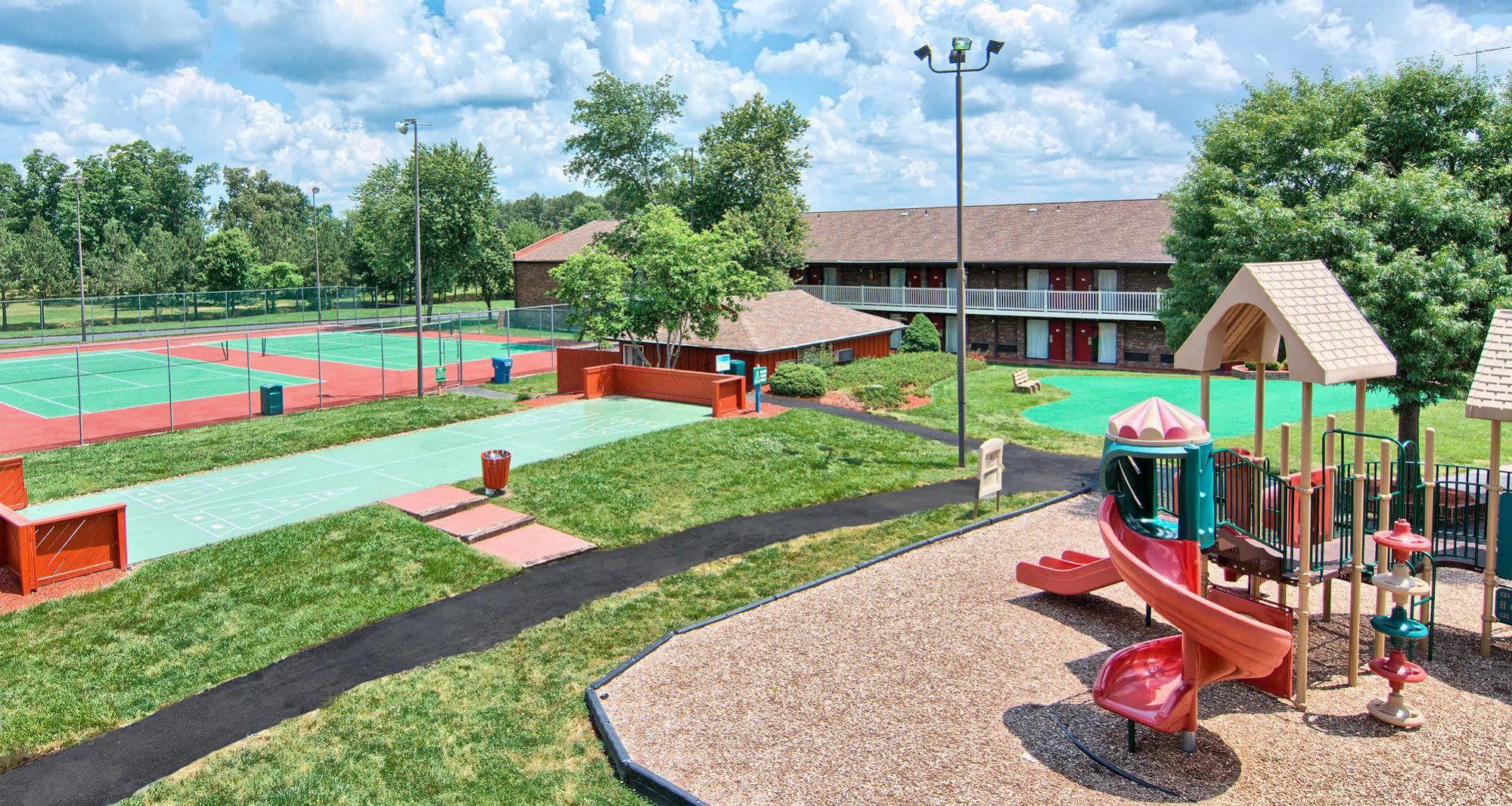 Red Roof Inn Doswell - Kings Dominion Экстерьер фото